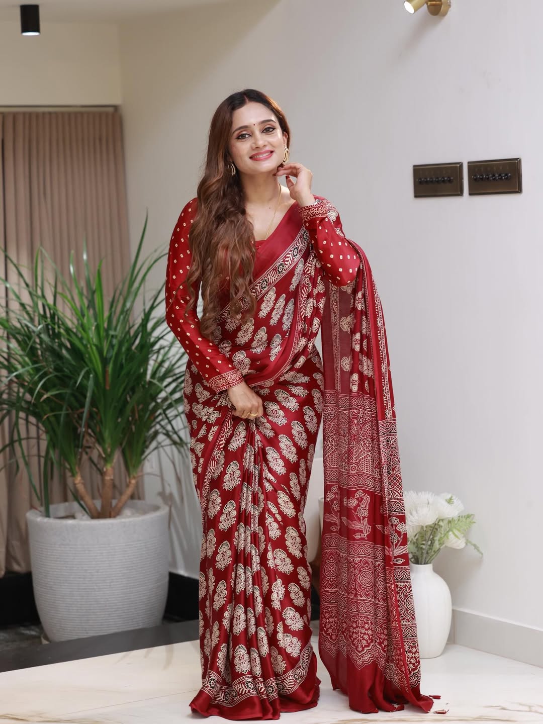 Red Satin Semi Gajji Silk Saree - Image 2