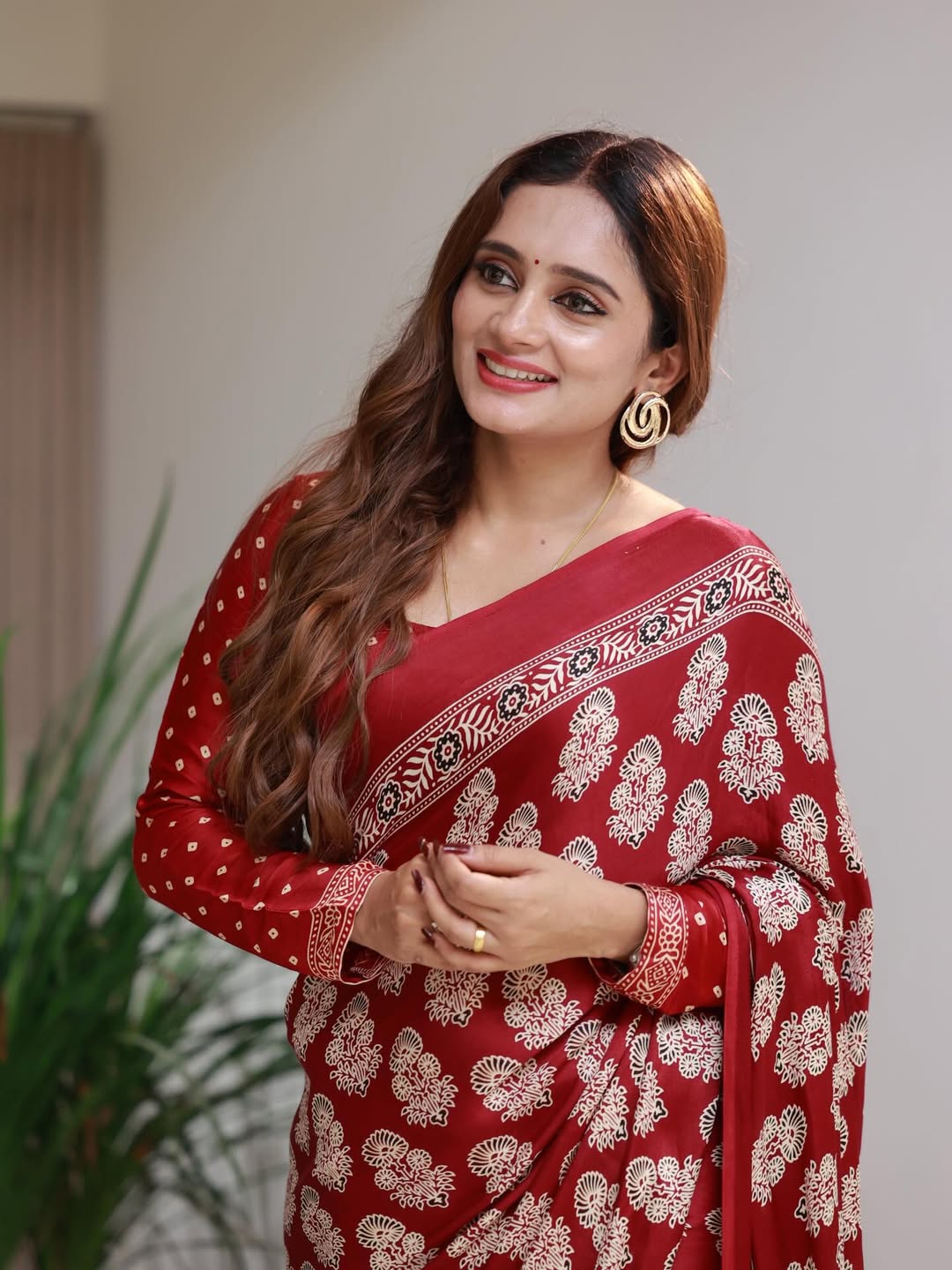 Red Satin Semi Gajji Silk Saree