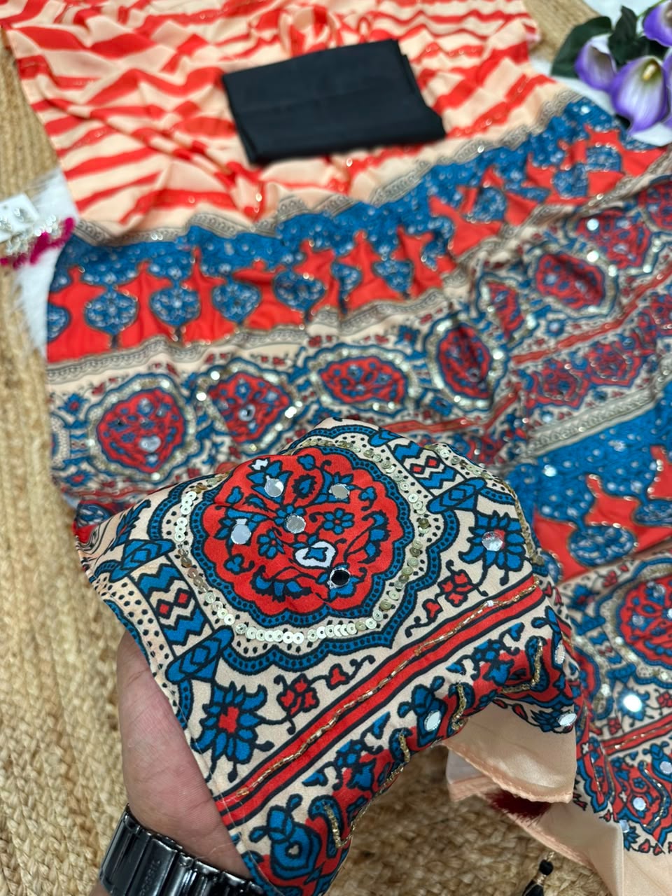 Soft crepe silk digital printed saree - Image 3