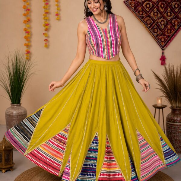Roman Silk Fabric Skirt With Handloom Work Pyramid