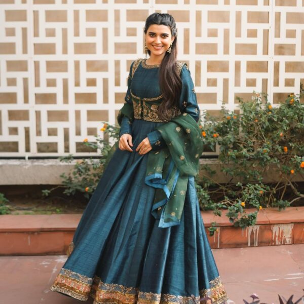 Vichitra silk gown with 5mm sequins & zari work