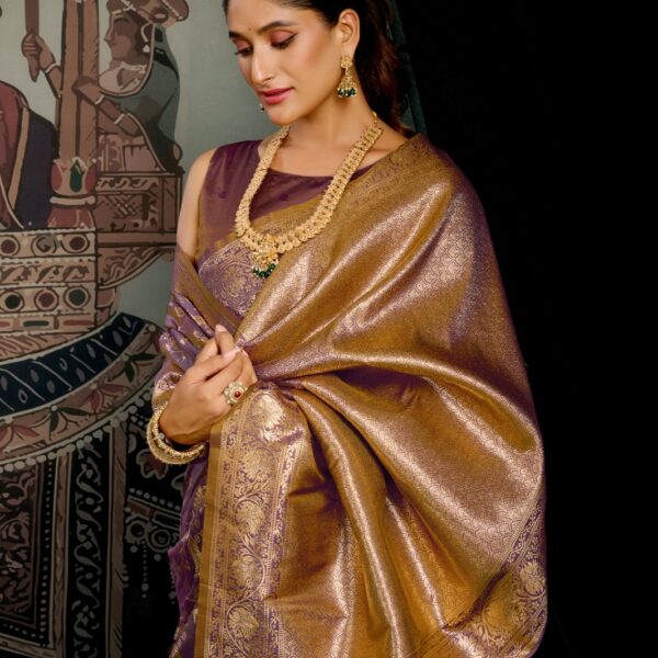 Premium Soft Silk Saree with Zhallar Zari