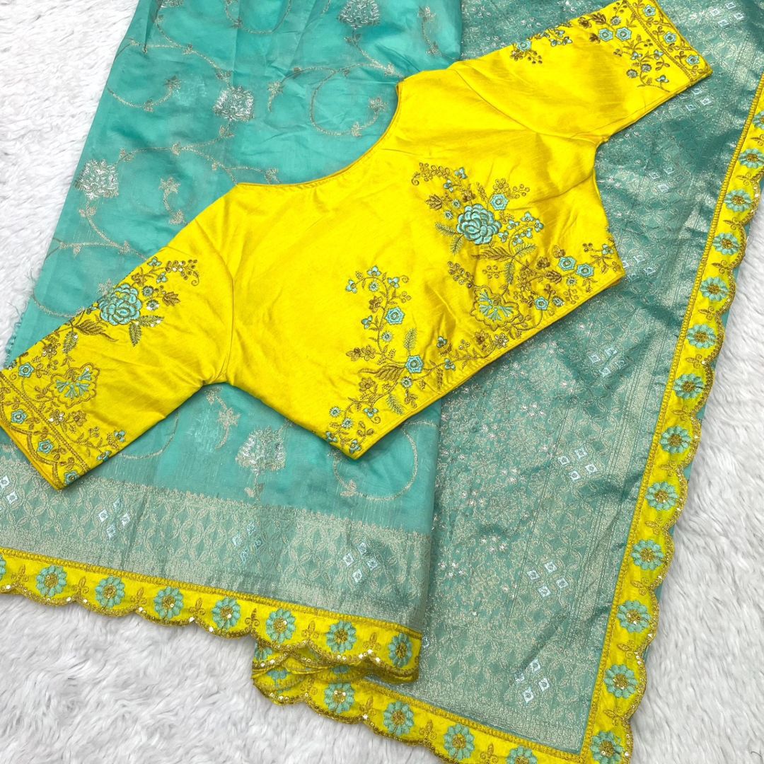 Sluggish Green Zari Work Based Saree - Image 4