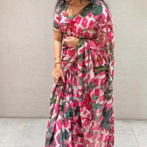 Soft Tebi Silk Saree with Mirror and Print Work - Image 3