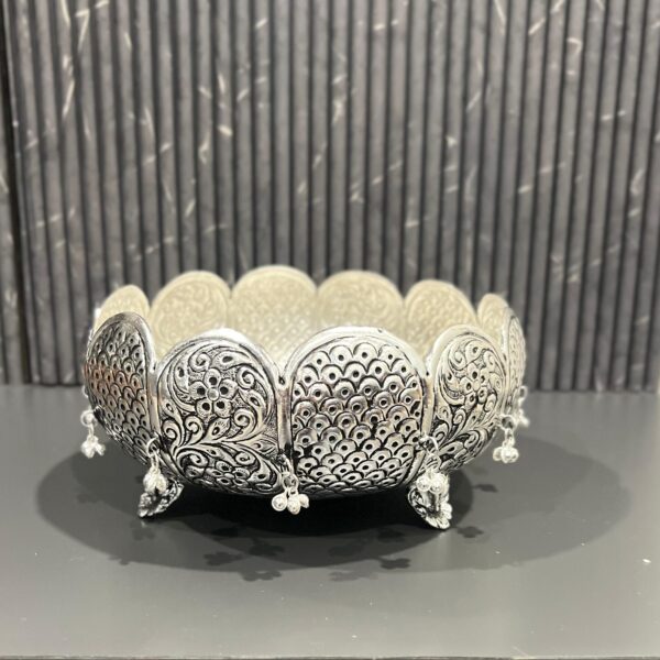German silver hand engraved intricate carving Urlis