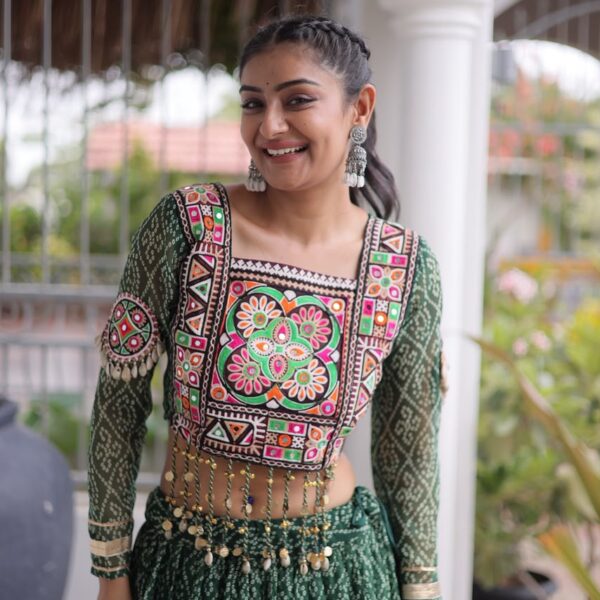 Bandhni Print Lehenga Choli Full Stitched