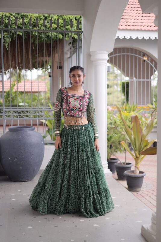 Bandhni Print Lehenga Choli Full Stitched - Image 3
